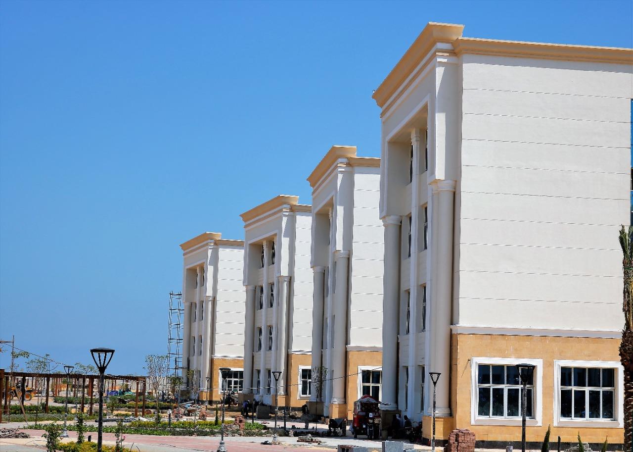 القائم بأعمال رئيس جامعة المنصورة يتفقد الجامعة الأهلية ومشروع ساحة الأعلام والمسرح المفتوح
