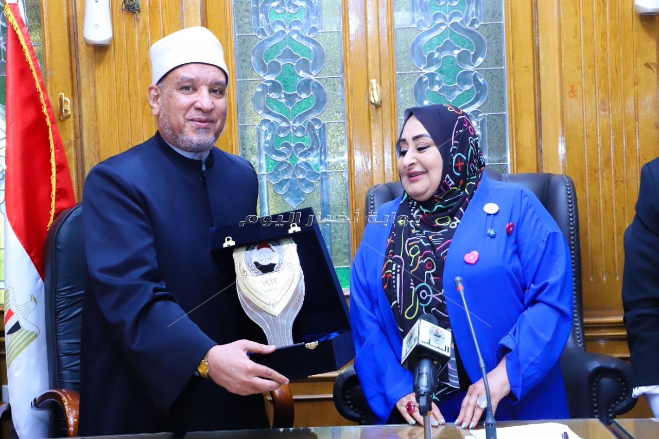 نقابة المحامين تختتم ورشة عمل مشروع قانون الأحوال الشخصية بمشاركة الأزهر ونقابة الأشراف