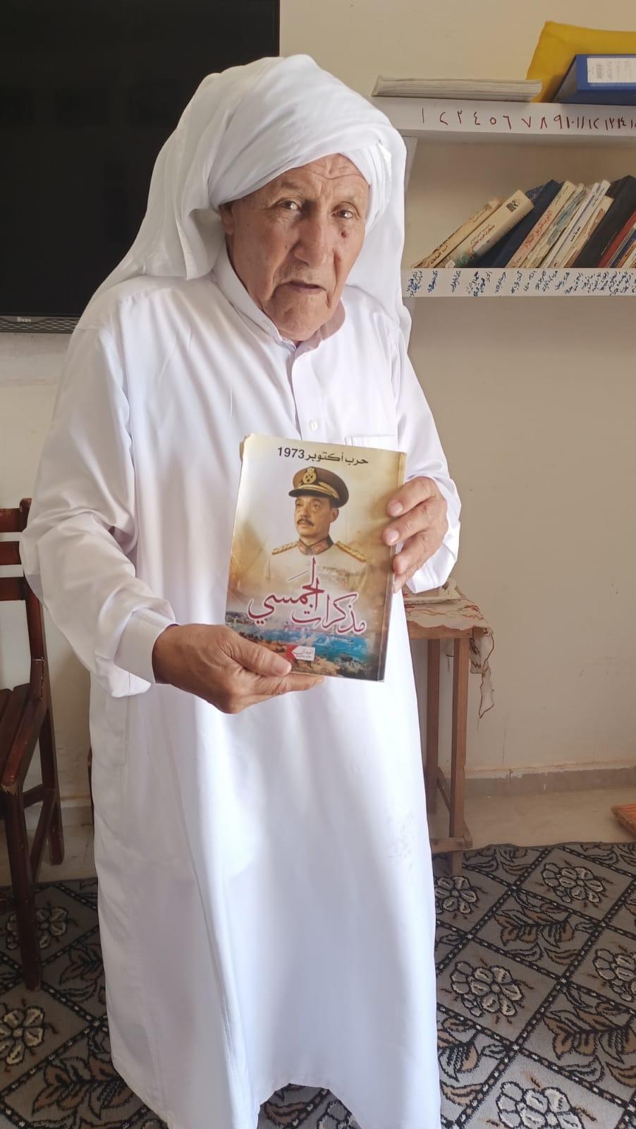 حكايات| عبدالمجيد الطحاوي.. سر بطل أكتوبر الذي حول جدران منزله لمتحف