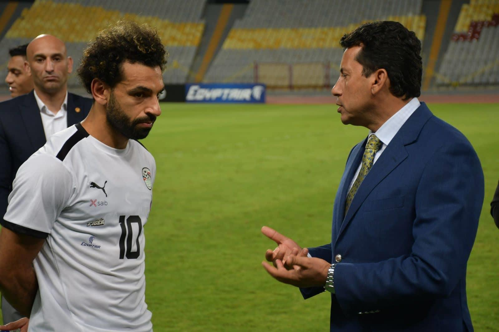 وزير الرياضة يلتقى لاعبى منتخب مصر 
