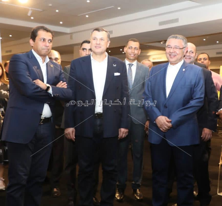  وزير السياحة ومحافظ البحر الأحمر يفتتحان الدورة الأولى لمهرجان الداو الدولي للفنون الغردقة
