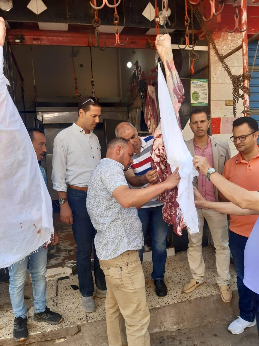 الكشف على 400 مواطنا خلال  قافلة سكانية شاملة بقرية أورين بشبراخيت بالبحيرة 