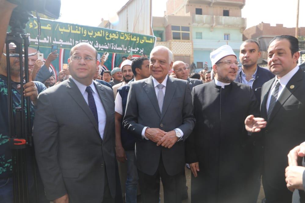 وزير الأوقاف ومحافظ الجيزة يفتتحان مسجد العتيق بالصف