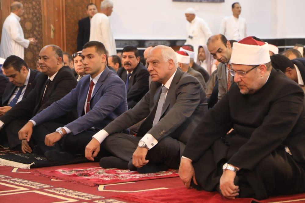 وزير الأوقاف ومحافظ الجيزة يفتتحان مسجد العتيق بالصف