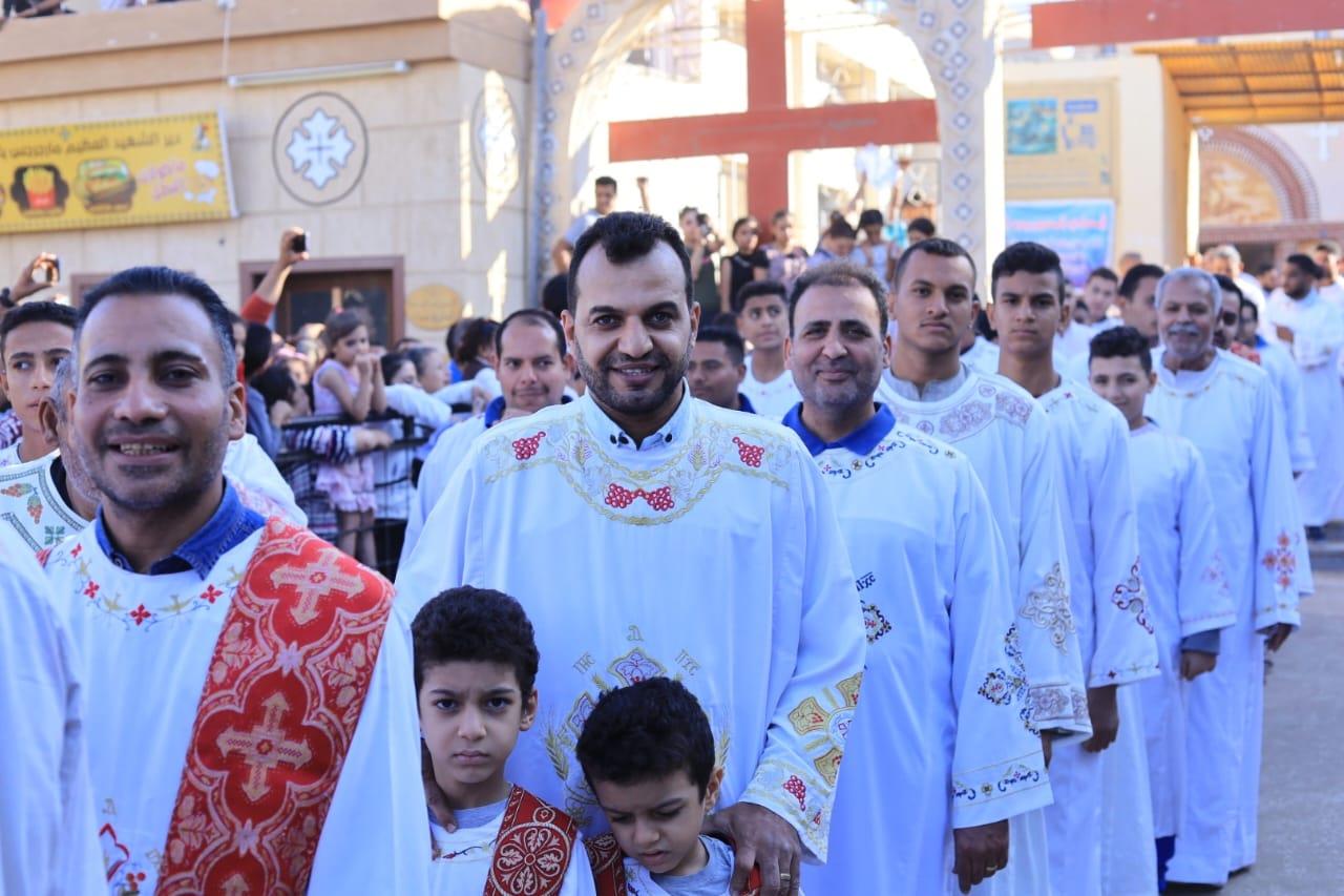 الأقباط يحتفلون بـ«مارجرجس» بالرزيقات غرب الأقصر