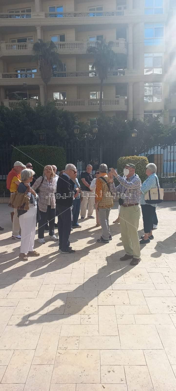اقبال و تزاحم على المتاحف الاثرية اليوم ..صور 