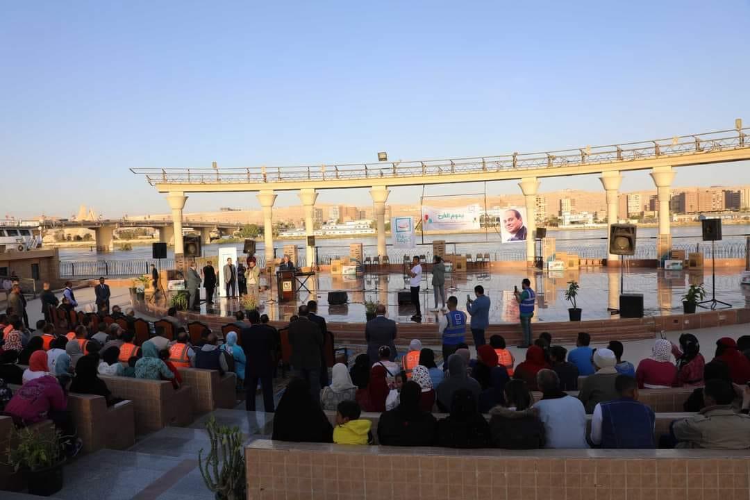 مؤسسة "حياة كريمة" تدخل الفرحة علي 100 عروسة ضمن مبادرة "يدوم الفرح" فى المنيا