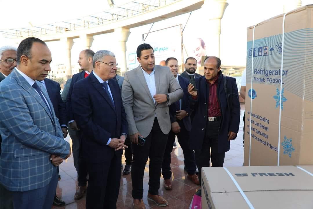 مؤسسة "حياة كريمة" تدخل الفرحة علي 100 عروسة ضمن مبادرة "يدوم الفرح" فى المنيا