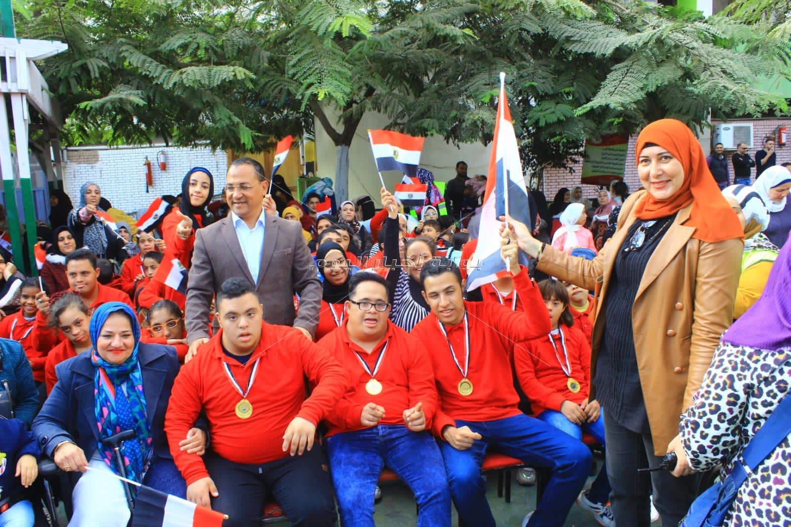 رئيس حي العمرانية يحتفل باليوم العالمي لذوي الهمم مع أطفال قادرون باختلاف