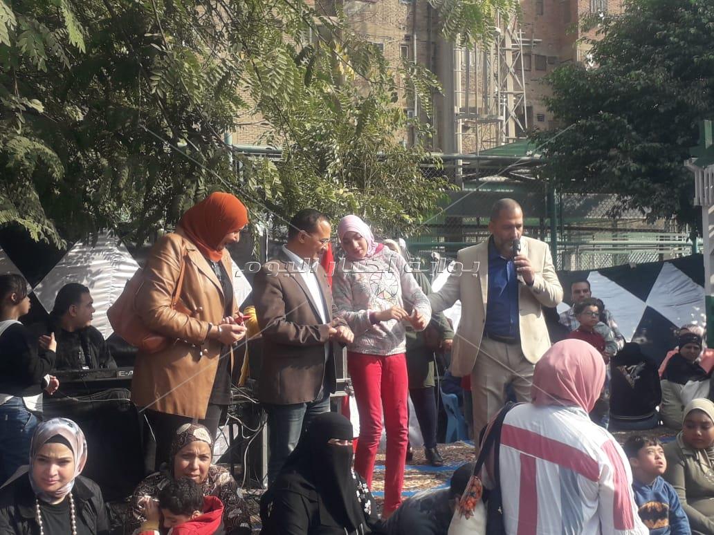 رئيس حي العمرانية يحتفل باليوم العالمي لذوي الهمم مع أطفال قادرون باختلاف