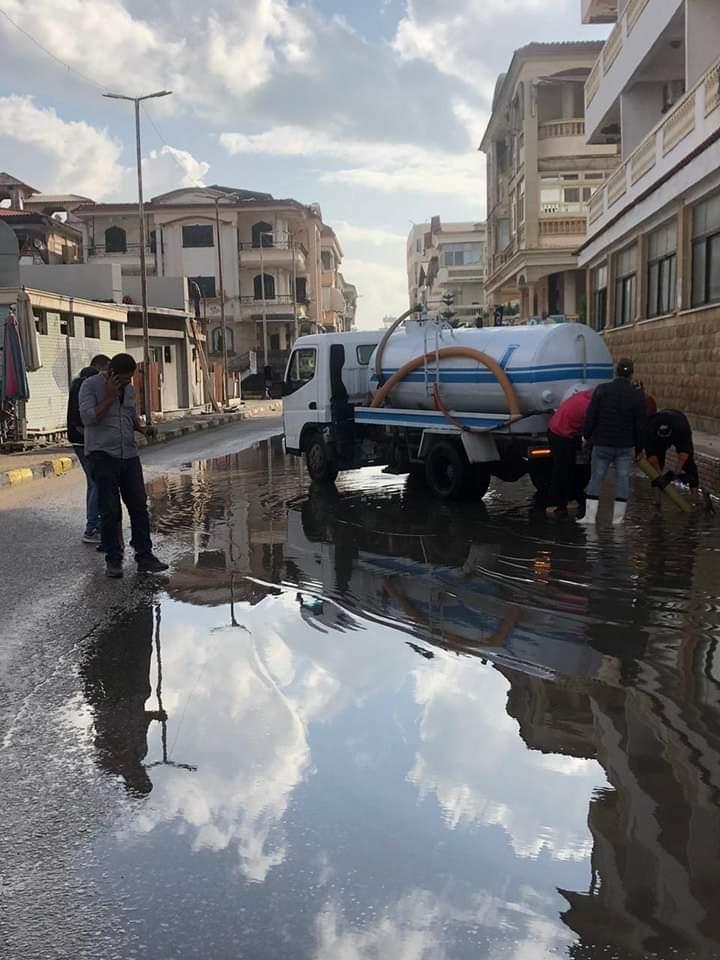 طقس غير مستقر بدمياط  انتظام حركة الملاحة وتوقف حركة الصيد