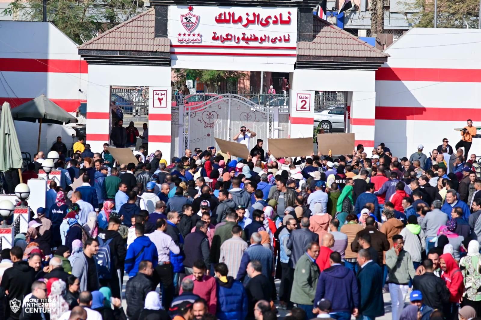 لويس دي لا فوينتي مدربا لمنتخب إسبانيا خلفا لإنريكي