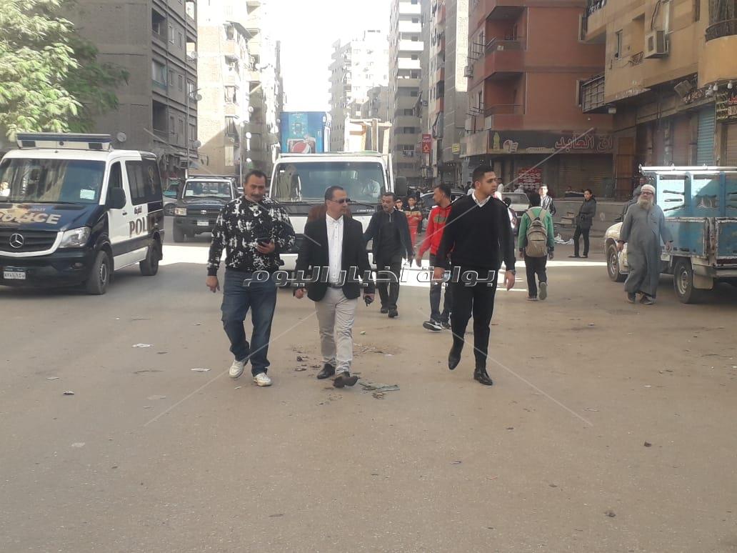 رفع مخلفات الباعة الجائلين بالعمرانية