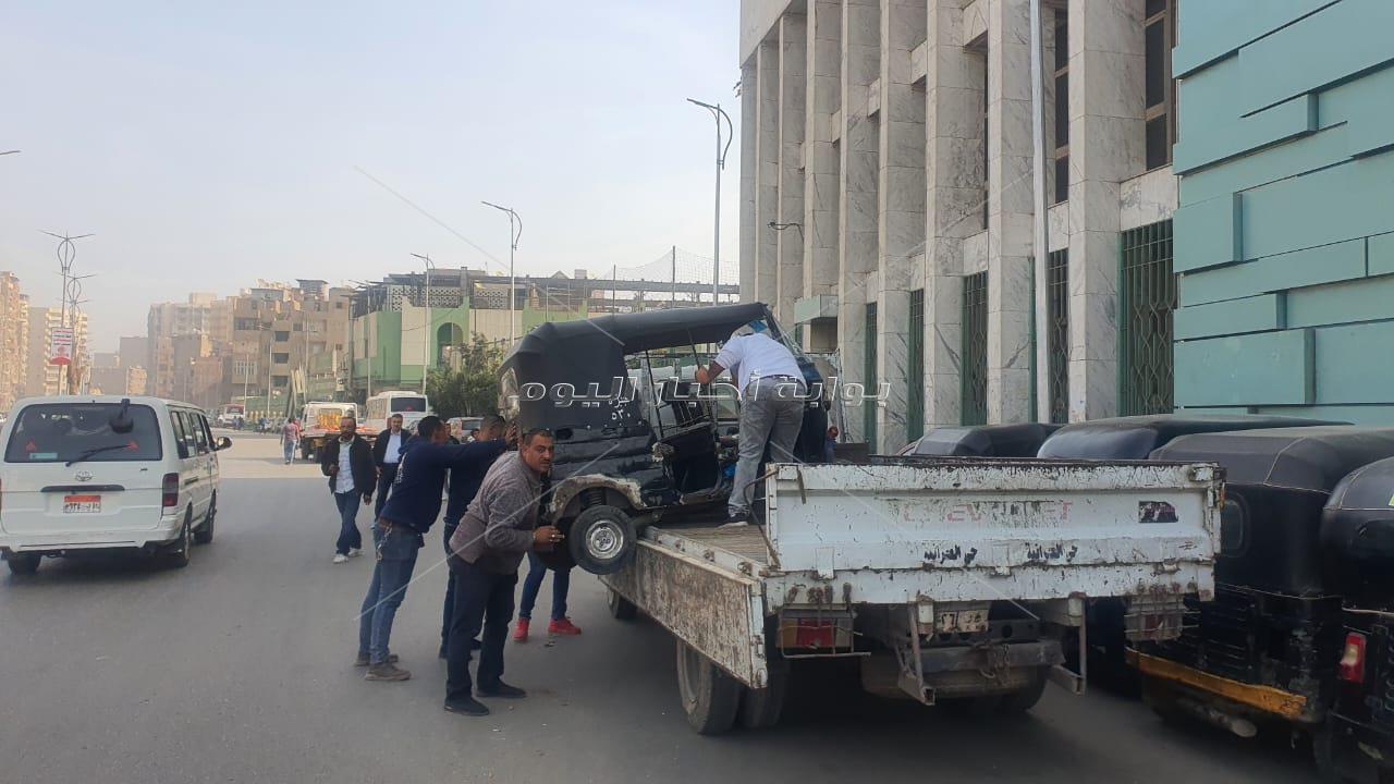 رفع مخلفات الباعة الجائلين بالعمرانية