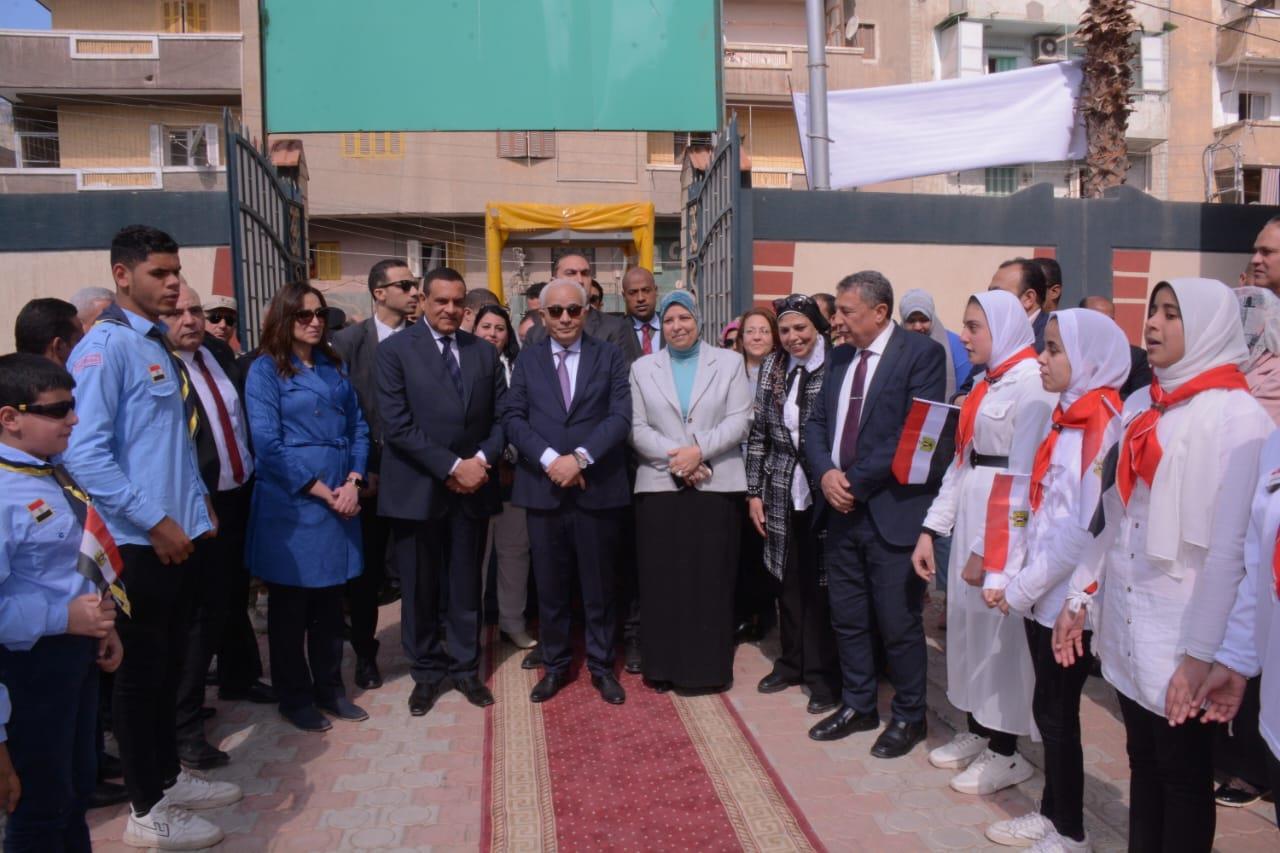 وزيرا التنمية المحلية