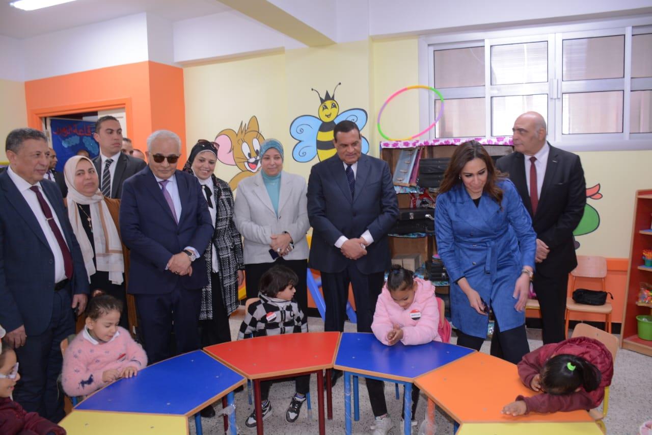 وزيرا التنمية المحلية