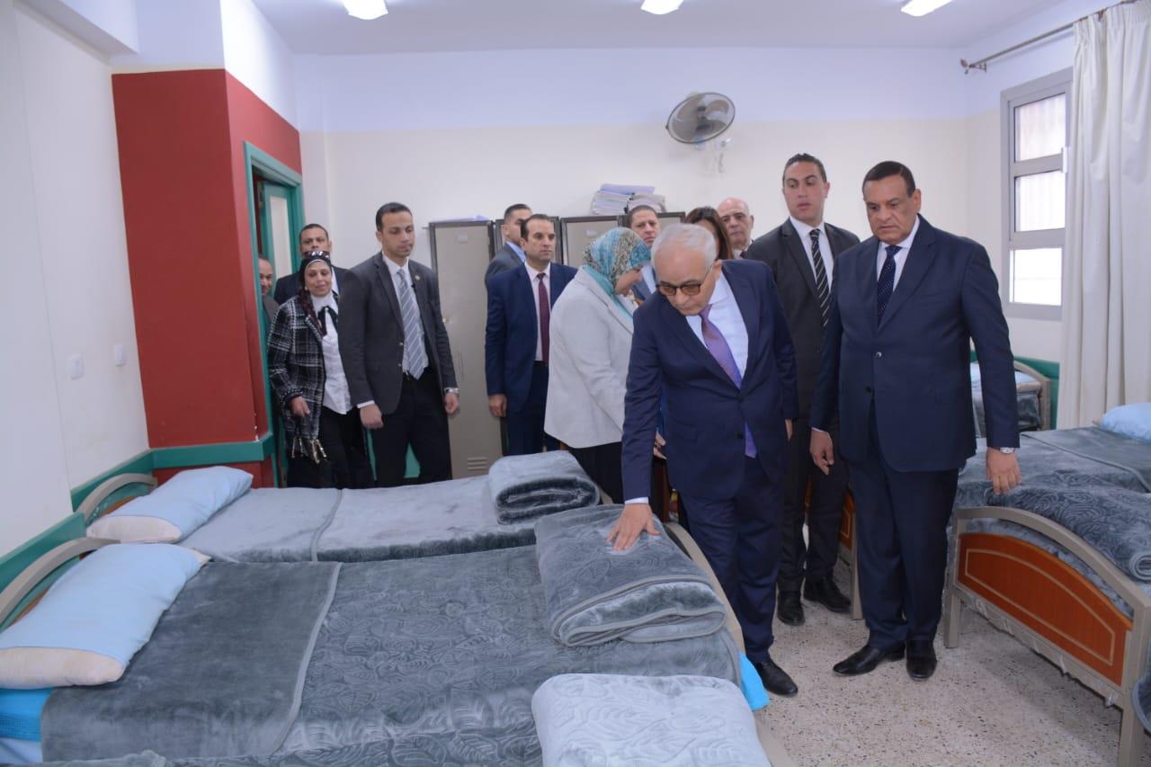وزيرا التنمية المحلية