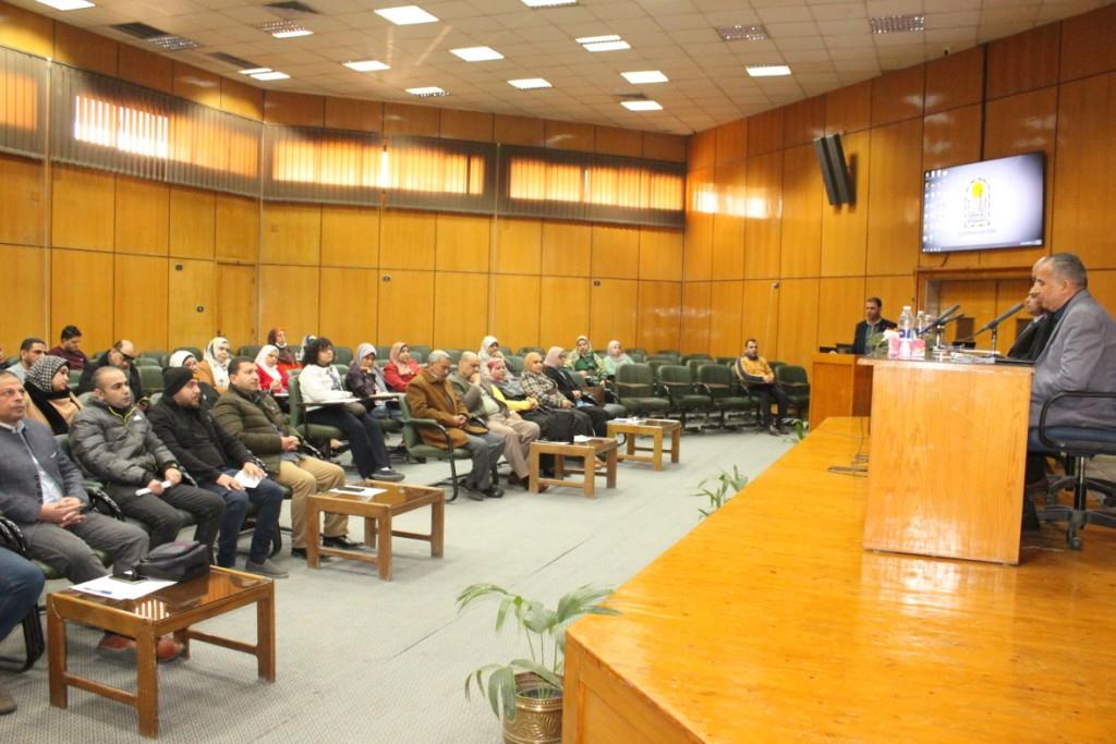 جامعة أسيوط تشهد انطلاق دورة تدريبيةفى مجال مهارات إدارة الأزمات 
