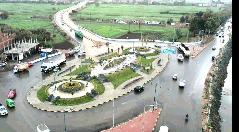 وزير التنمية المحلية ومحافظ المنوفية يتفقدان أعمال تطوير ميدان الإسعاف 