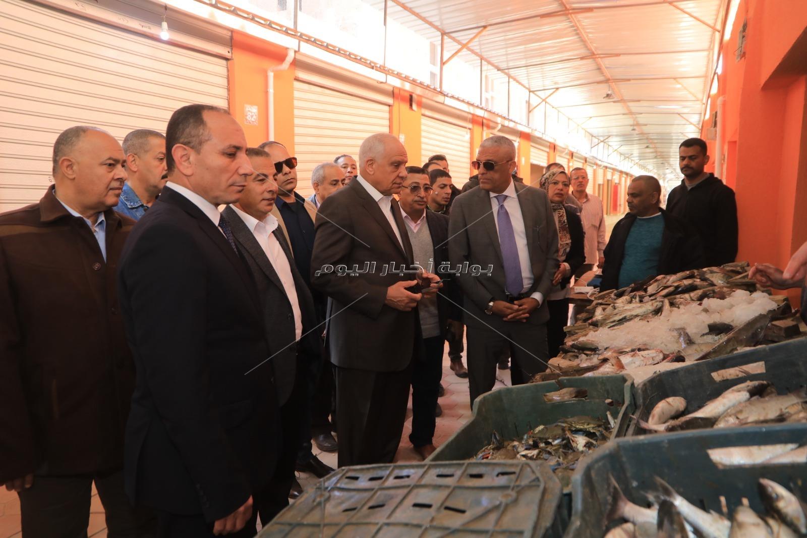 محافظ الجيزة يتفقد الأعمال الإنشائية لأسواق أحمد إبراهيم وراشد المراغي النموذجية 