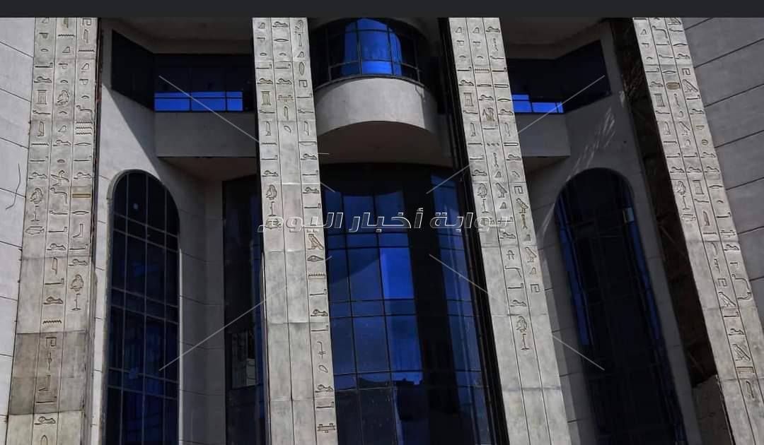 ماذا تعنى الكلمات الهيروغليفية المحفورة على واجهة مبنى نقابة الصحفيين