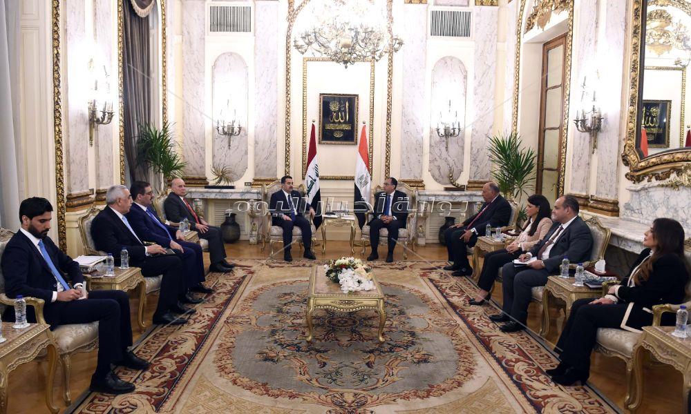 رئيسا الوزراء المصري والعراقي يعقدان جلسة مباحثات موسعة لاستعراض ملفات التعاون ذات الاهتمام المشترك