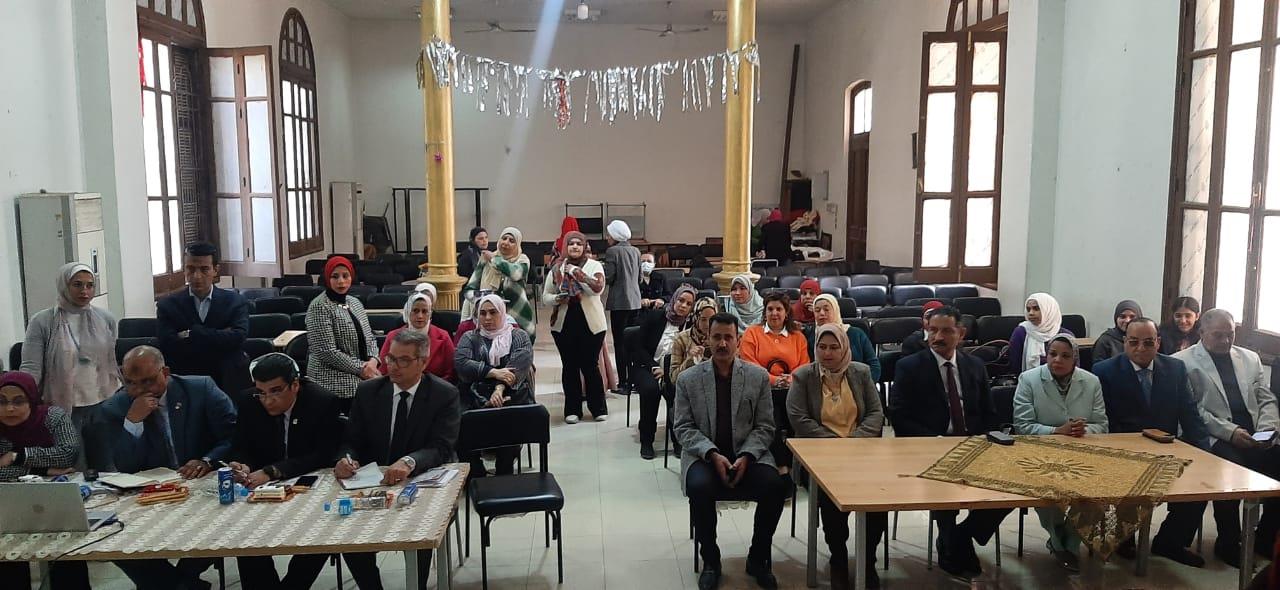 أشرف سلومة وكيل وزارة التربية والتعليم بالجيزة