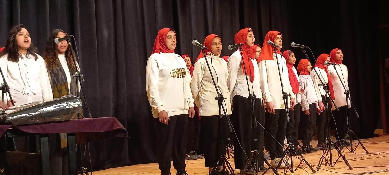 في عشق الوطن   ثقافة الزعيم تحتفي بذكرى تحرير طابا 