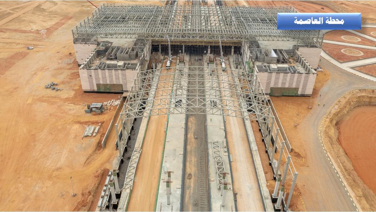 وزير النقل يتفقد الخط الأول للقطار الكهربائي السريع السخنة العلمين/ مطروح 