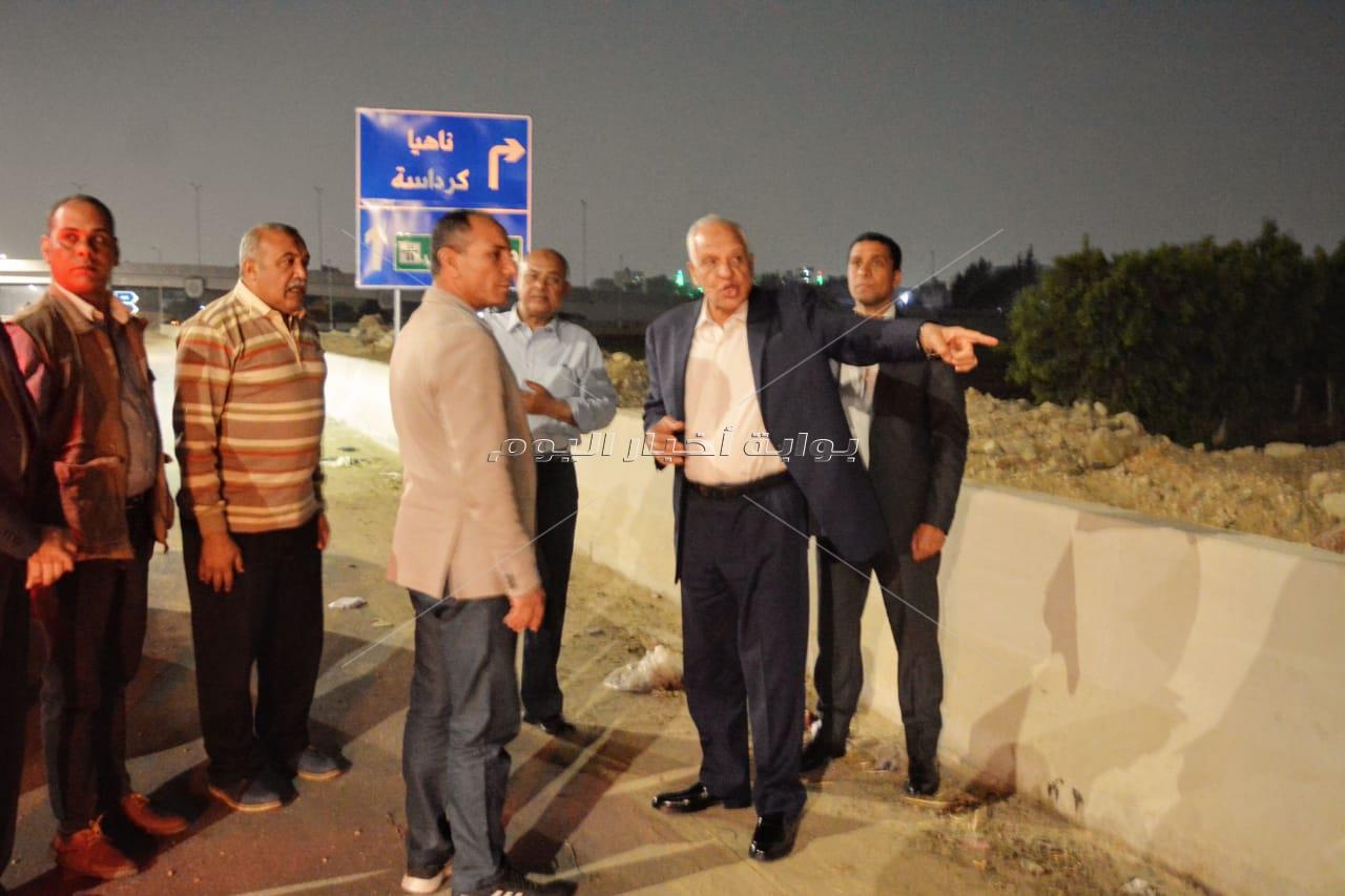 محافظ الجيزة يتفقد اعمال رفع المخلفات وحالة الانارة بكرداسة