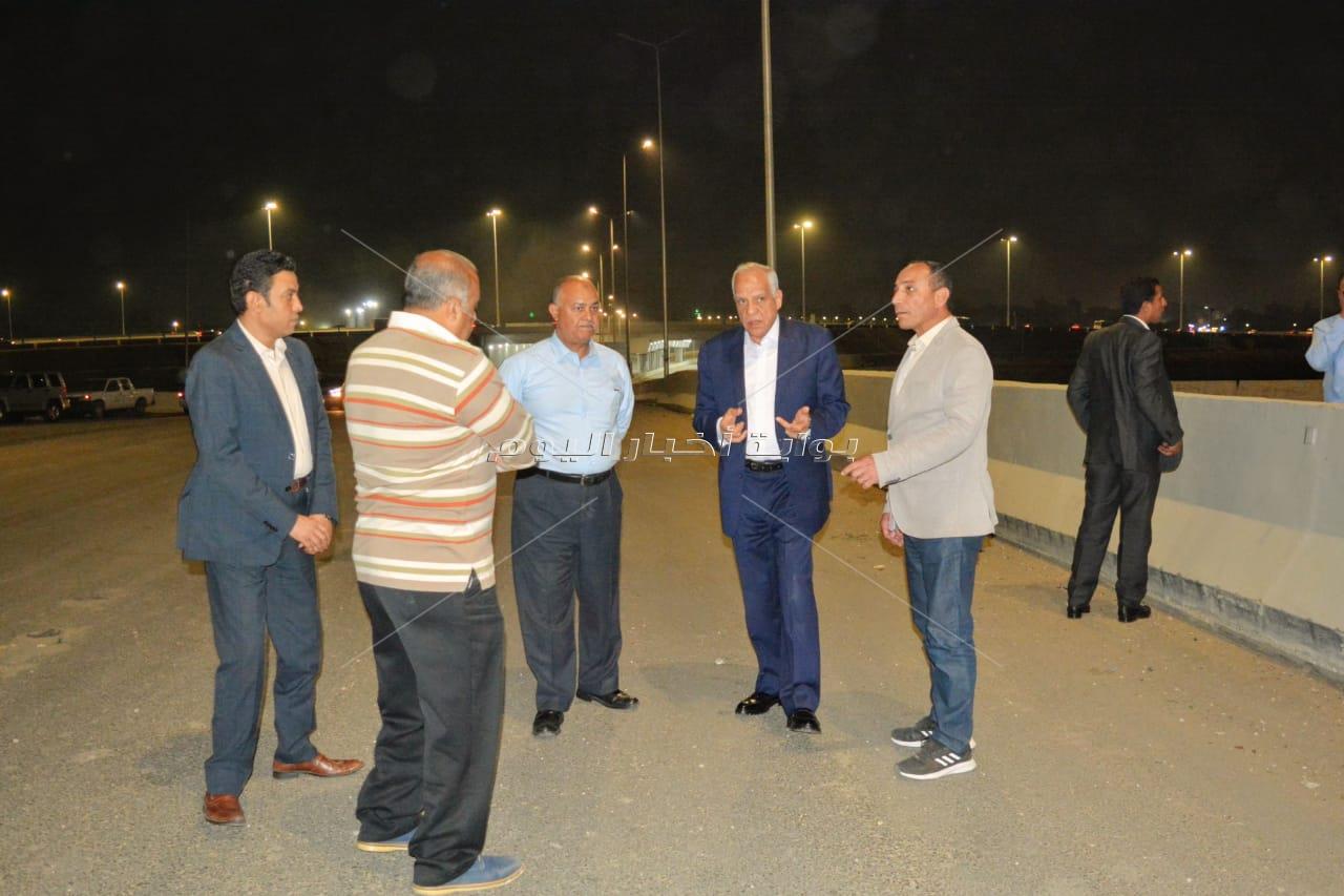 محافظ الجيزة يتفقد اعمال رفع المخلفات وحالة الانارة بكرداسة