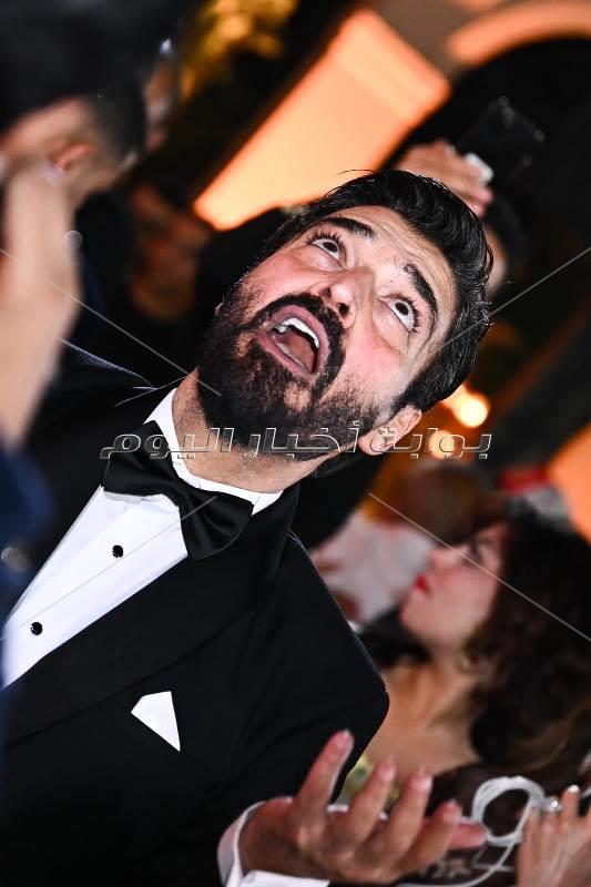 حماقي يشعل زفاف ابنة حميد الشاعري وسط النجوم