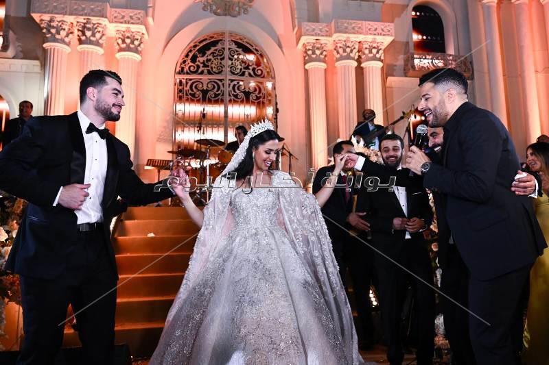 حماقي يشعل زفاف ابنة حميد الشاعري وسط النجوم