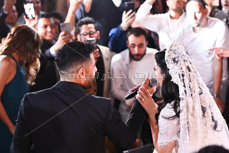 حماقي يشعل زفاف ابنة حميد الشاعري وسط النجوم