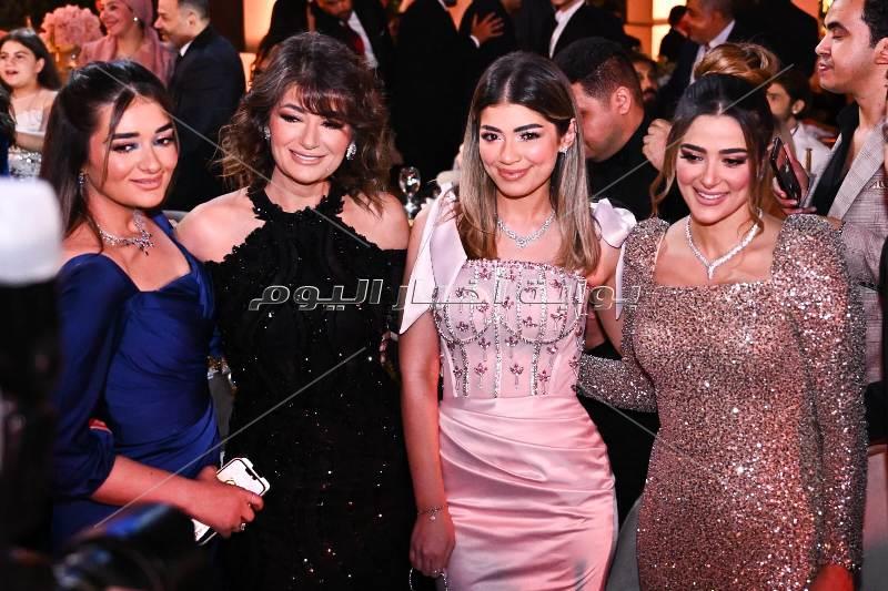 حماقي يشعل زفاف ابنة حميد الشاعري وسط النجوم