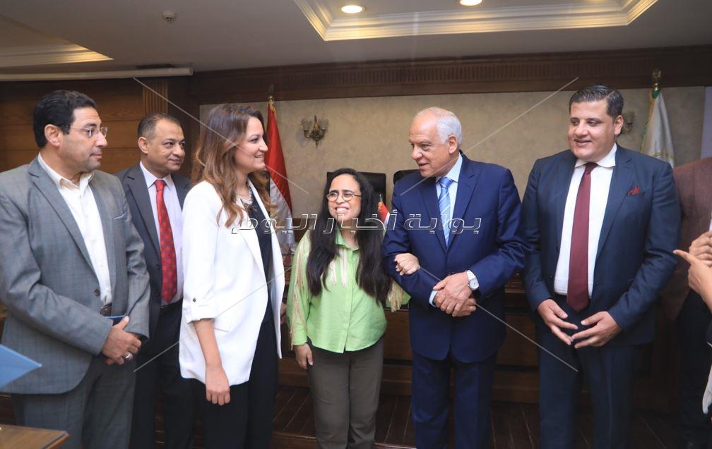 محافظ الجيزة يكرم 29 بطل رياضي من أبناء المحافظة ذوي الهمم