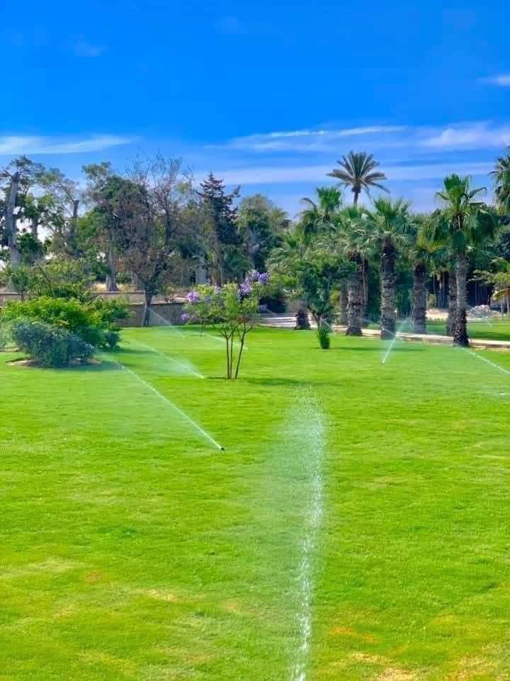 حدائق أنطونيادس