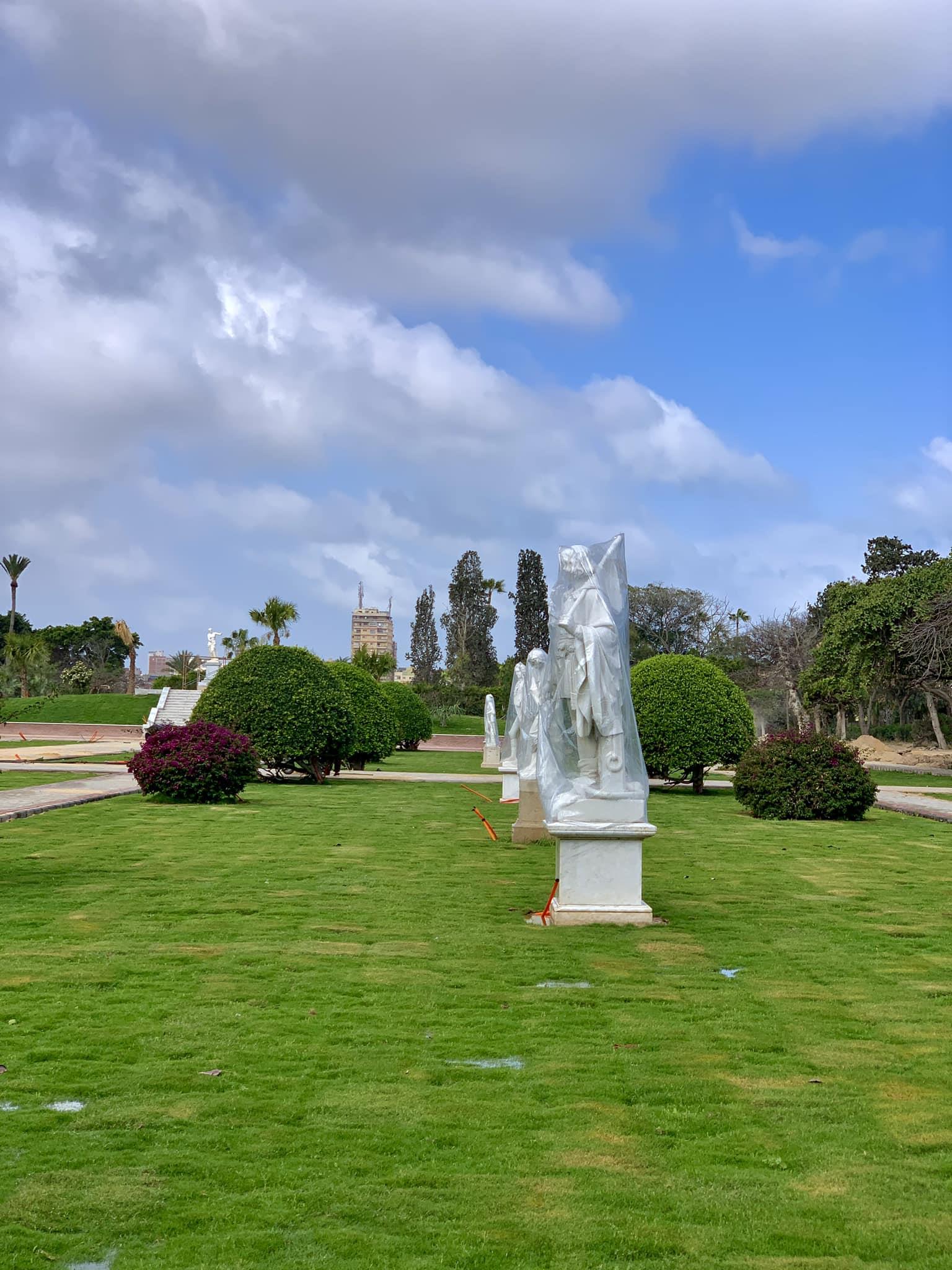 حدائق أنطونيادس