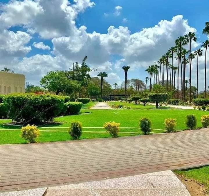 حدائق أنطونيادس
