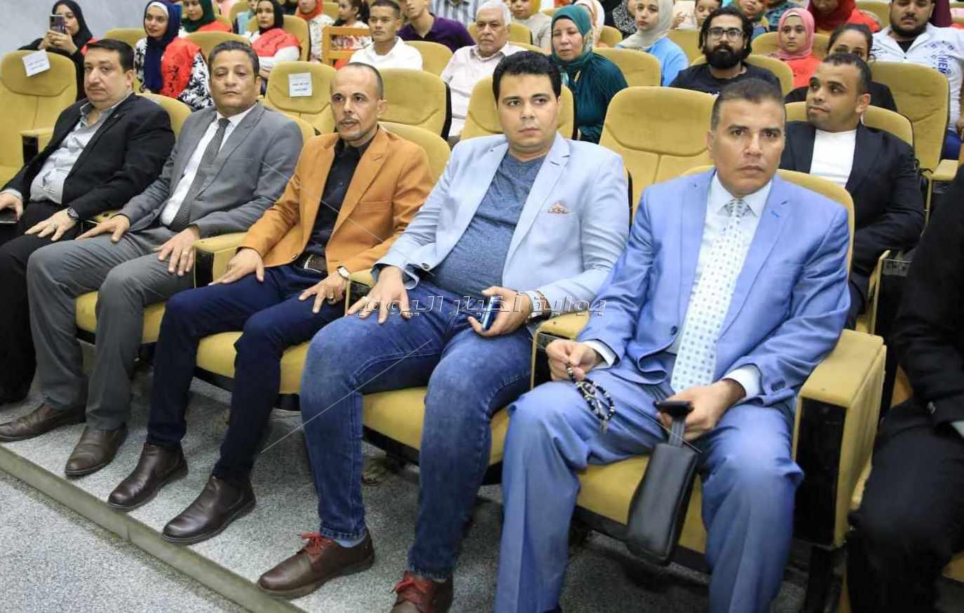 " الفقي " يشهد حفل ثقافة سوهاج بالذكرى العاشرة لثورة 30 يونيو