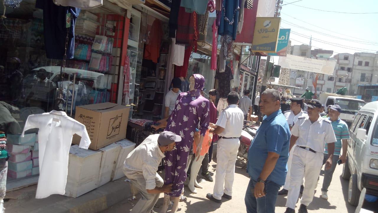 النمر : رفع 60حاله إزالة فورية وتحرير 15 محضر   بأشمون 