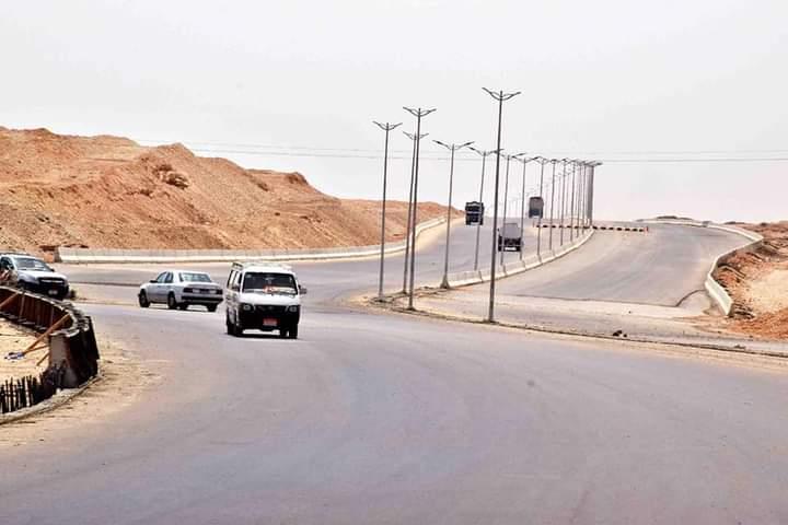 محافظ الاقصر يتابع عمليات استكمال تنفيذ محور شمال الاقصر الذى يربط شرق وغرب الاقصر‎