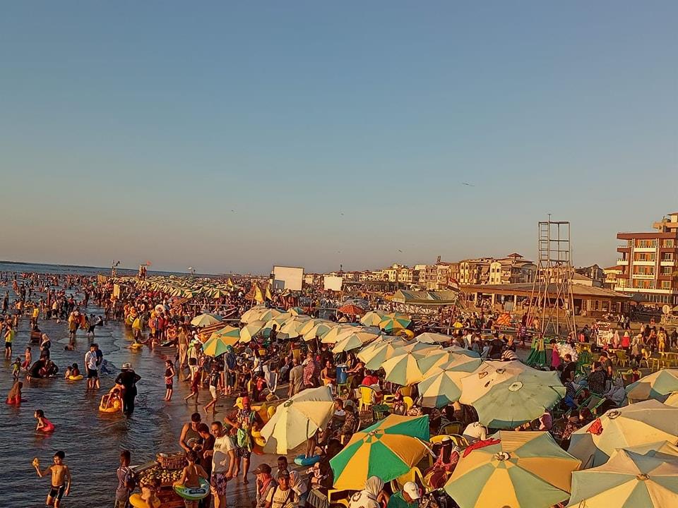 مصطافين رأس البر