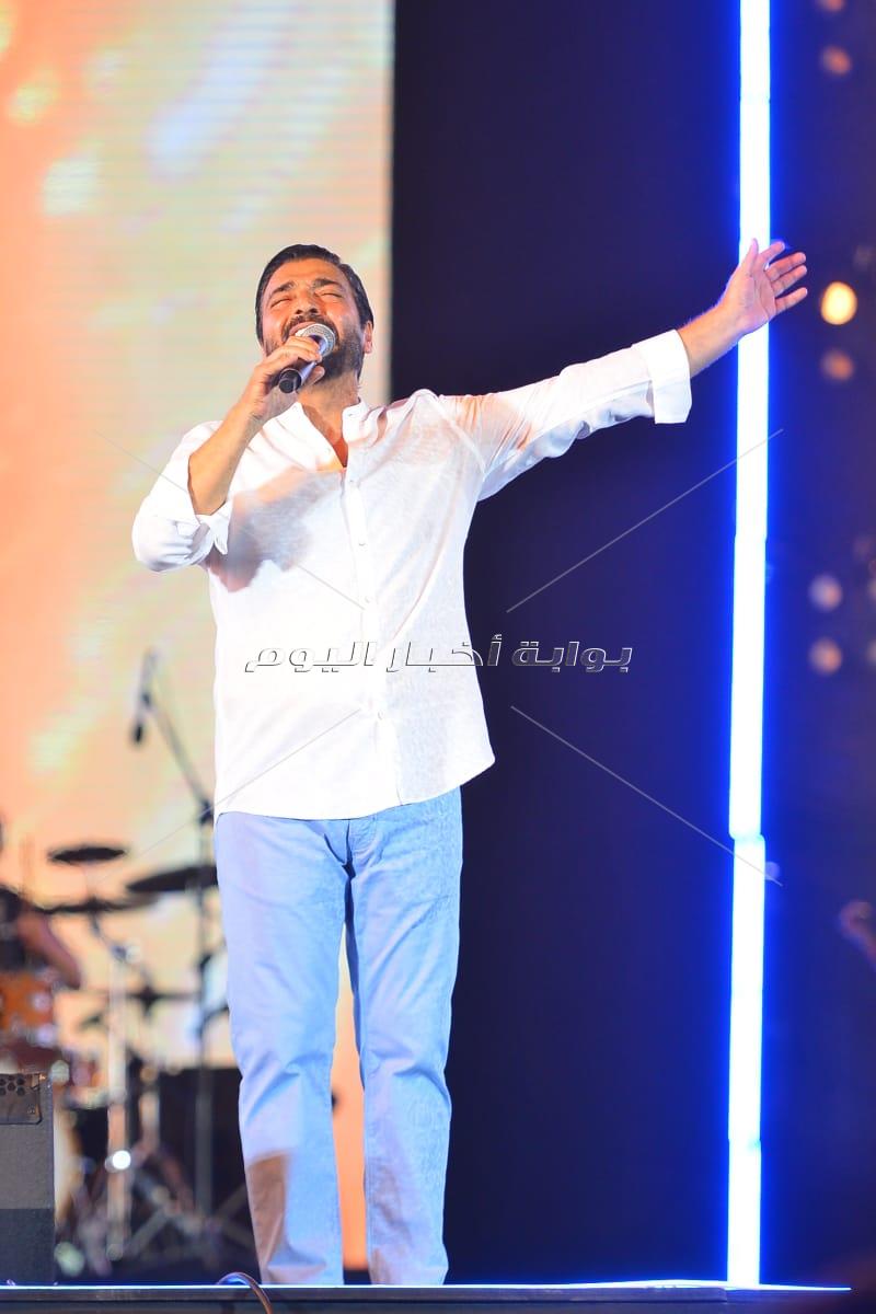 حفل محمد منير وحميد الشاعري بمهرجان العلمين