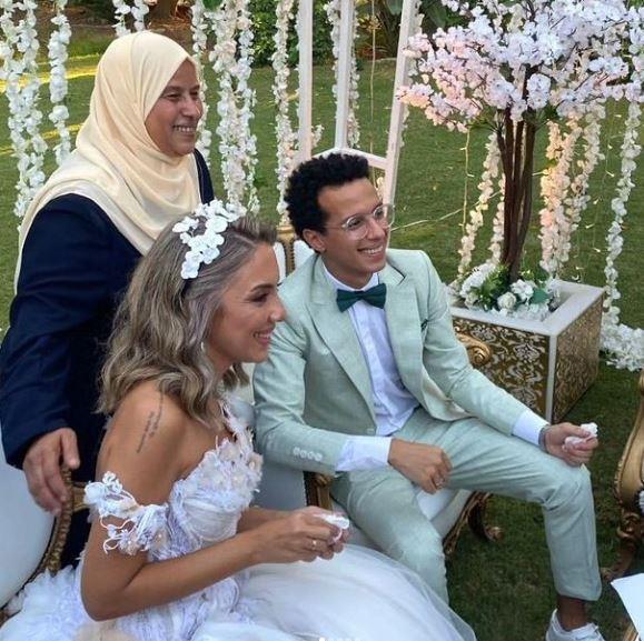 طه دسوقي يحتفل بزواجه على فتاة من خارج الوسط الفني