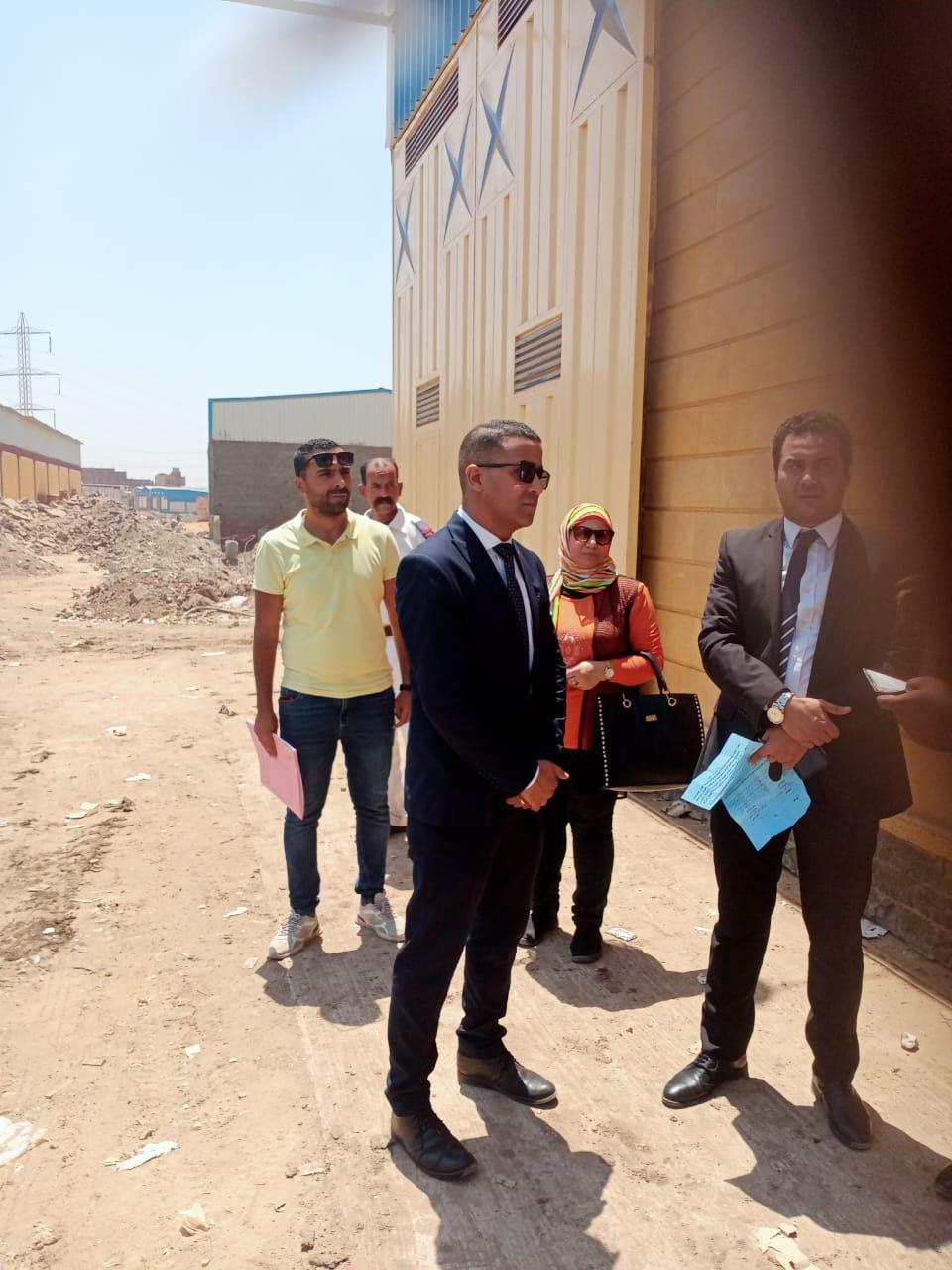 النيابة الإدارية تعاين موقع حريق
