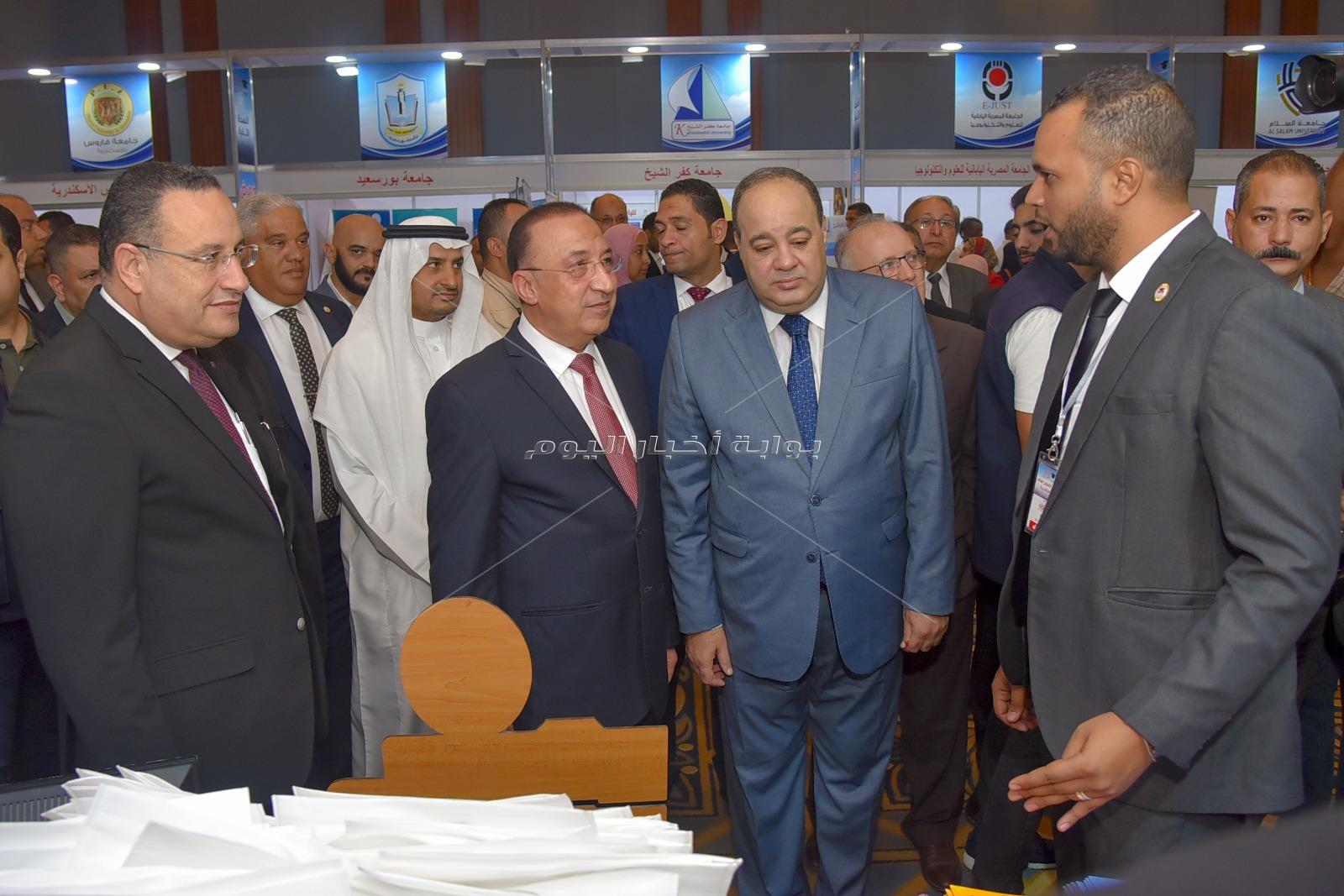 محافظ الإسكندرية يفتتح المعرض التعليمي لمؤسسة أخبار اليوم بالإسكندرية