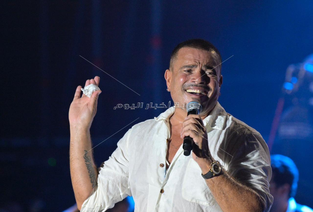 عمرو دياب يغلق شوارع بيروت في أضخم حفلات صيف لبنان .. حضور جماهيري غير مسبوق