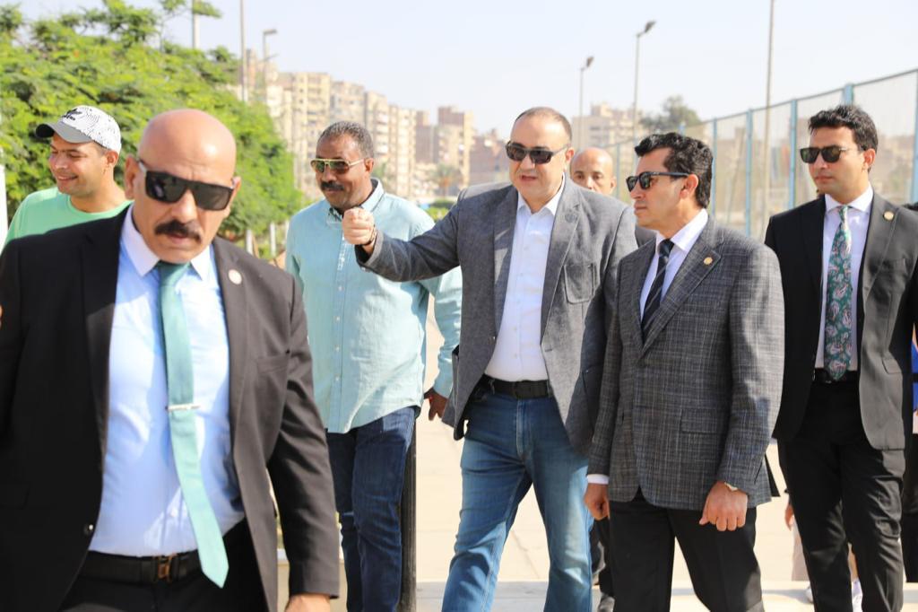 وزير الرياضة يشيد  بالمشروعات الجديدة بنادى الشمس ويتفقد اختبارات كابيتانو مصر بإستاد النادى
