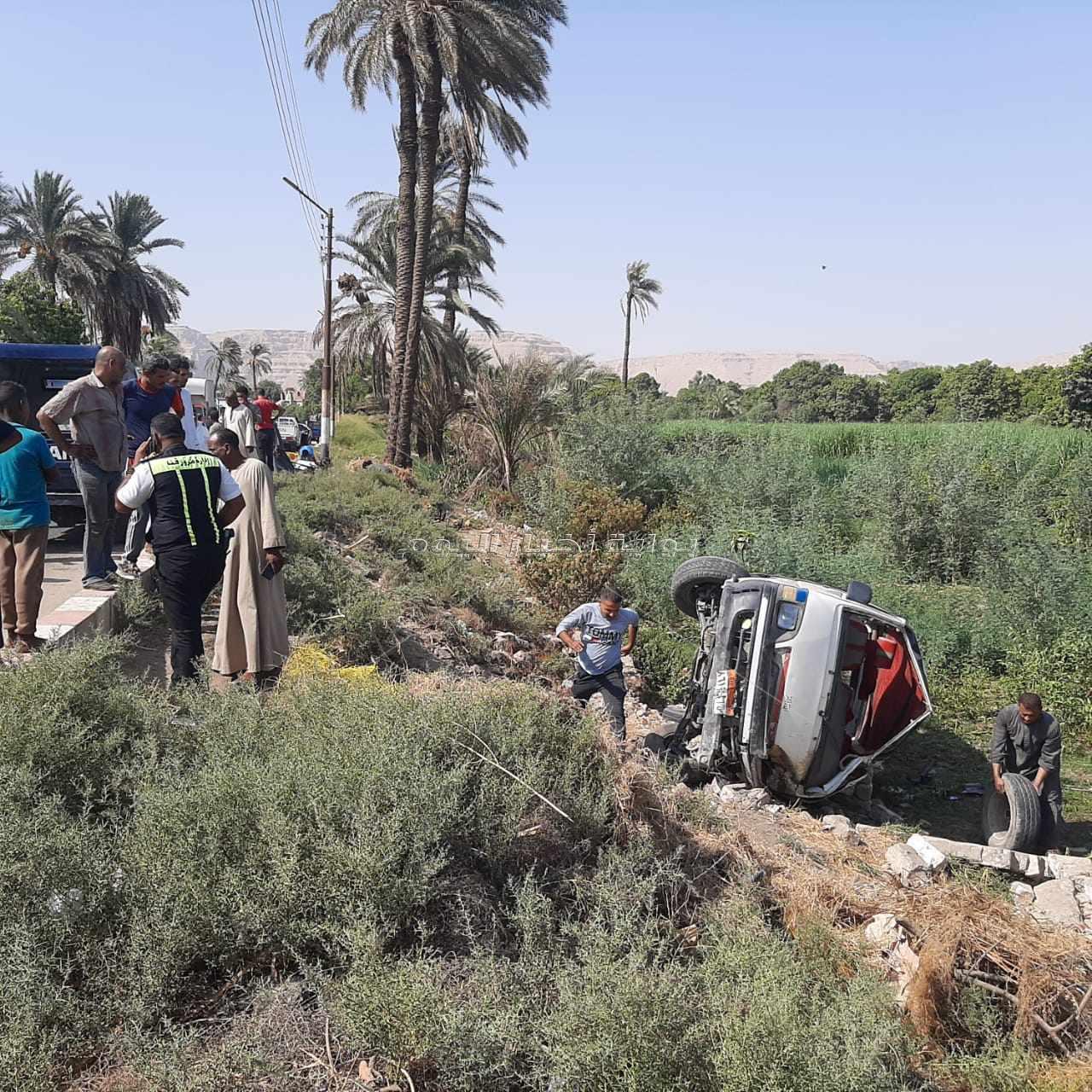حادث علي طريق قنا